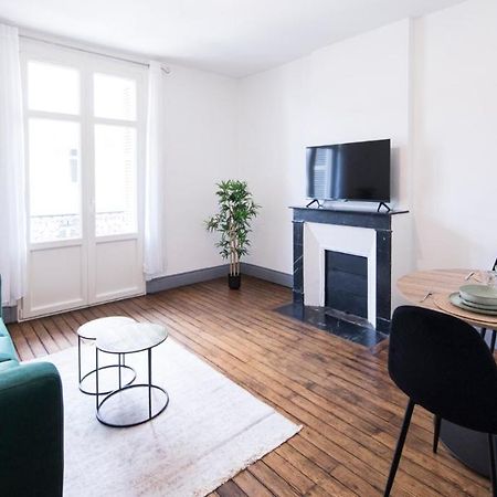 Appartement Avec Balcon A 250 M De La Gare, Hyper Centre Тур Екстер'єр фото