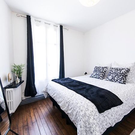 Appartement Avec Balcon A 250 M De La Gare, Hyper Centre Тур Екстер'єр фото