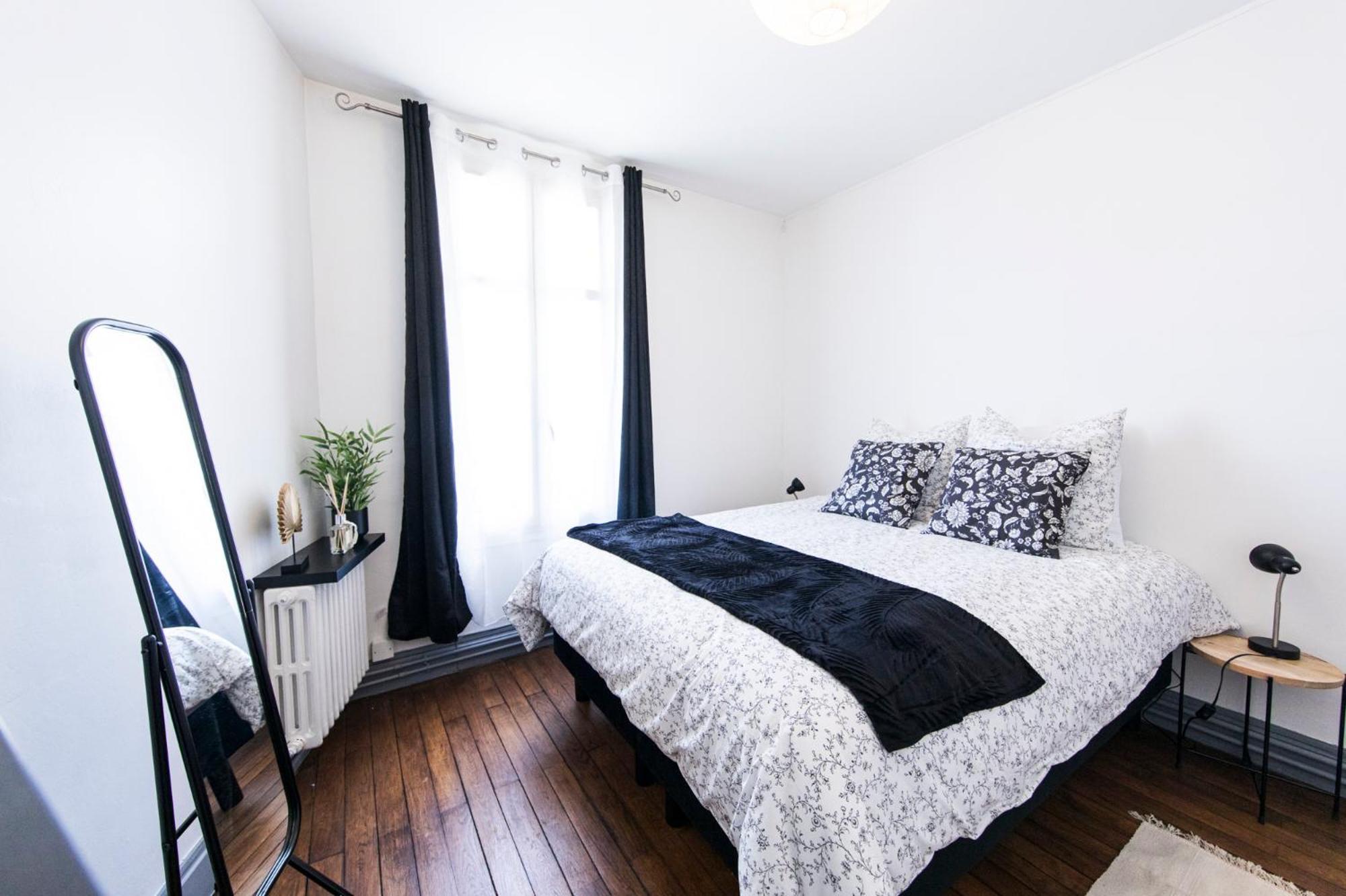 Appartement Avec Balcon A 250 M De La Gare, Hyper Centre Тур Екстер'єр фото